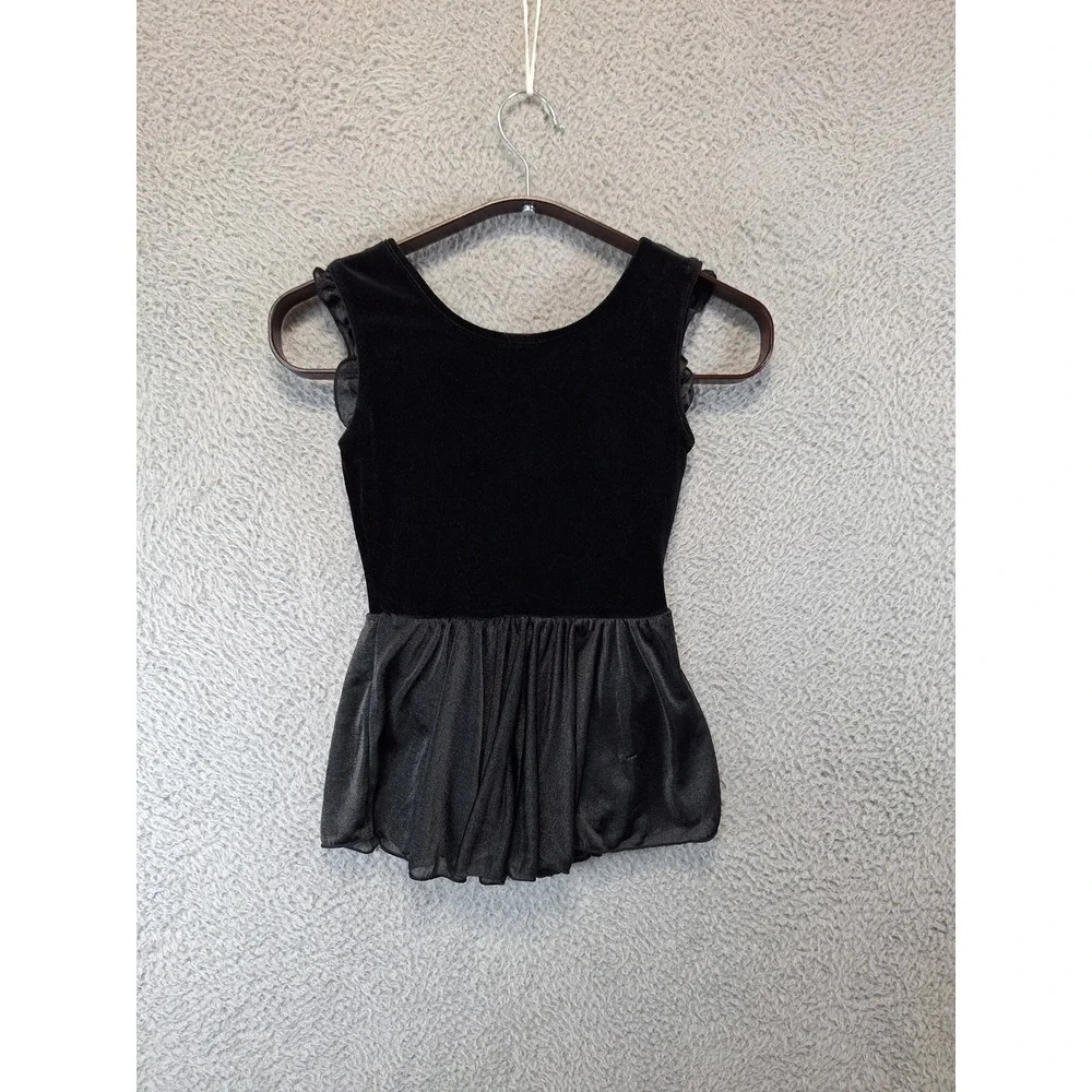 Freestyle by Danskin Girls Black Velvet Style Skirted Tutu Rhinestone Size M 7/8